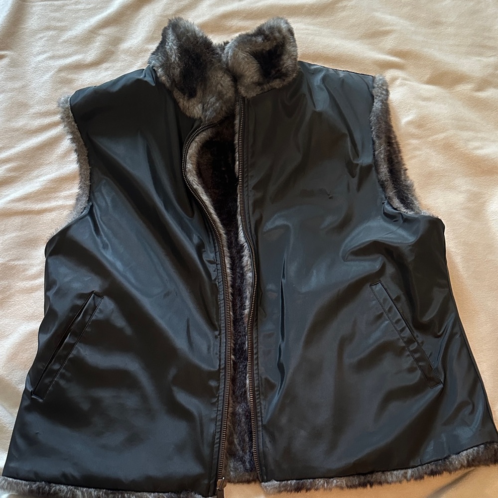 Women's Black Faux Fur Lined Vest